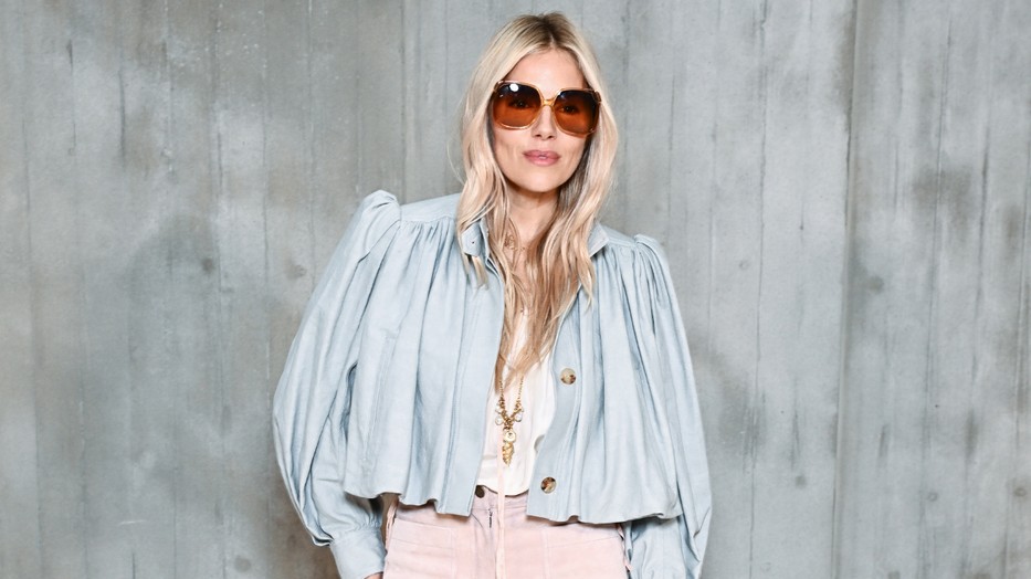 Sienna Miller harmadik gyermekével várandós