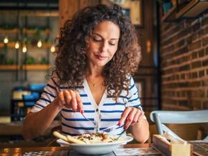 Ez az 5 étel a legjobb, amit fogyaszthatsz, ha jobban szeretnél aludni: már tudományosan is bizonyították