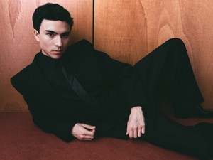 12 évesen vette élete első YSL rúzsát, ma ő a márka sminknagykövete - Sam Visser felemelkedése