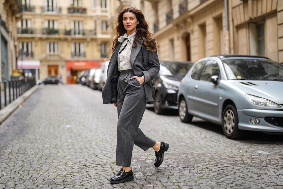 Lakatos Márk stylist szerint ha a színtípusodnak megfelelő ruhában mész állásinterjúra, az pozitív hatással lehet a megjelenésedre és a teljesítményedre is