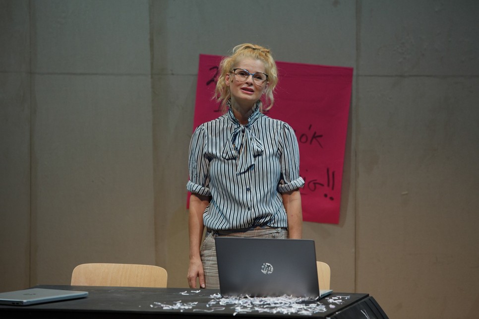 Ullmann Mónika nagy gondot fordít a bőrápolásra, de ritkán sminkel, szereti, ha lélegzik a bőre