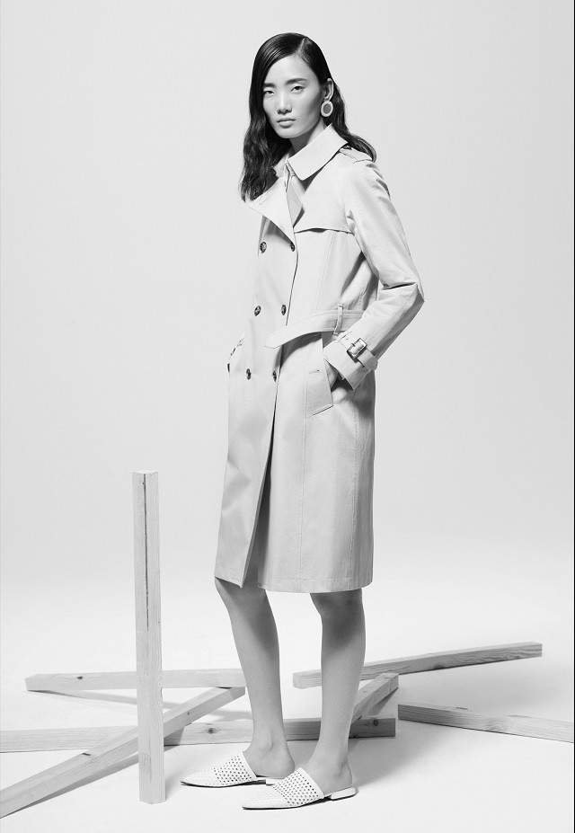 Ragyogó árnyalatok, lehelletkönnyű anyagok: az új tavaszi kollekció egyesíti a modern és klasszikus stílust!