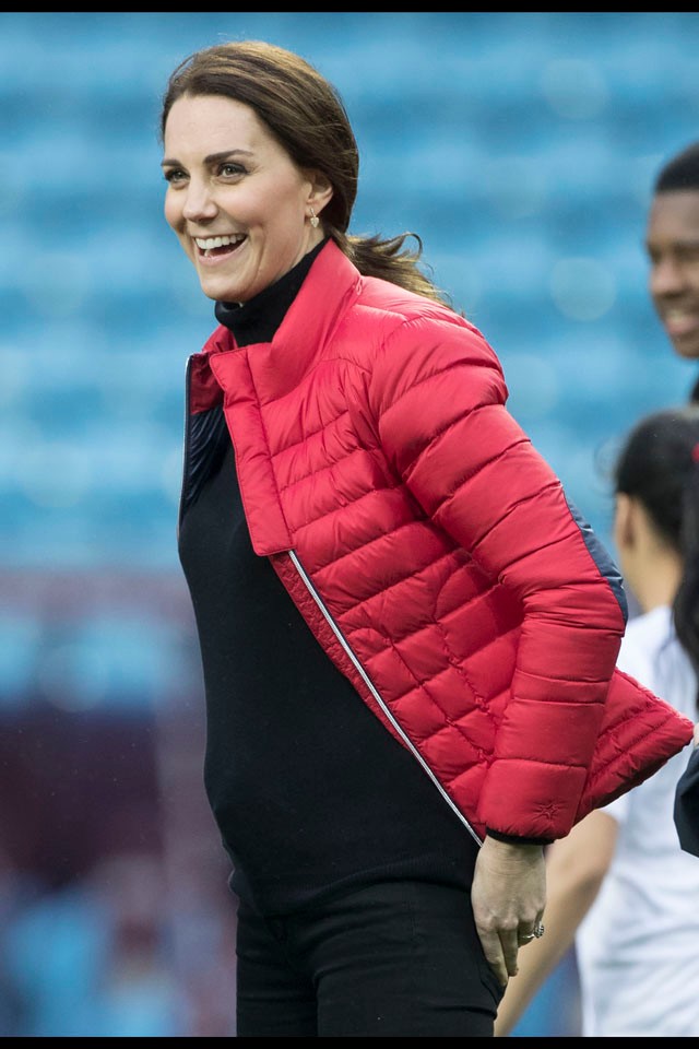 Kate Middleton terhes