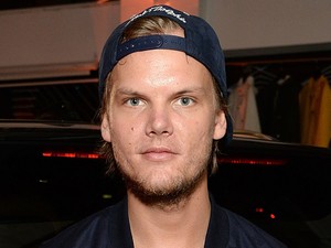 Elképesztő összeget kaptak Avicii szülei a DJ halála után