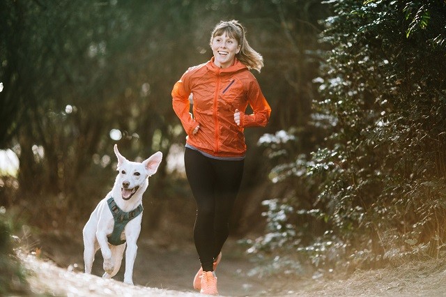A kutyáddal szeretnél futni? Ezeket kell tudnod a közös sportolás előtt