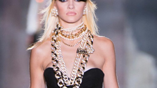 Feszes mellekről álmodozol?