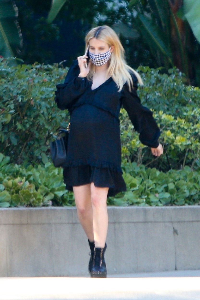 Emma Roberts a legcukibb bohém kismama, minden napra jut egy újabb szuper szett