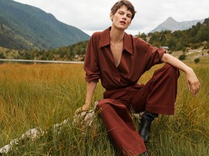 Őrületes húzás: a MANGO őszi-téli kollekciója visszavezet bennünket az ŐSERŐHÖZ