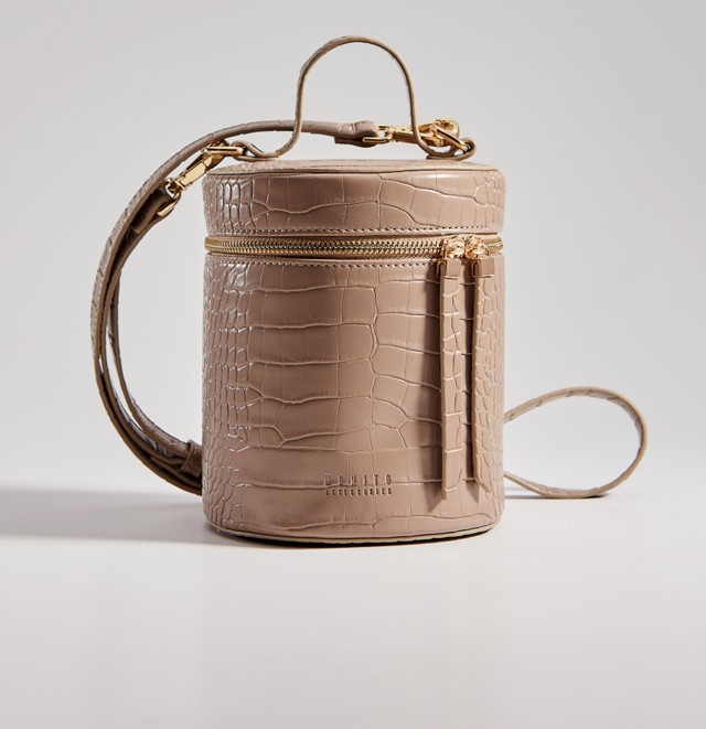 Henger alakú táska MOHITO 7995 Ft