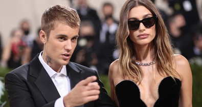Justin Bieber és Hailey Bieber feltekerték a stílusmérőt a Met gálán
