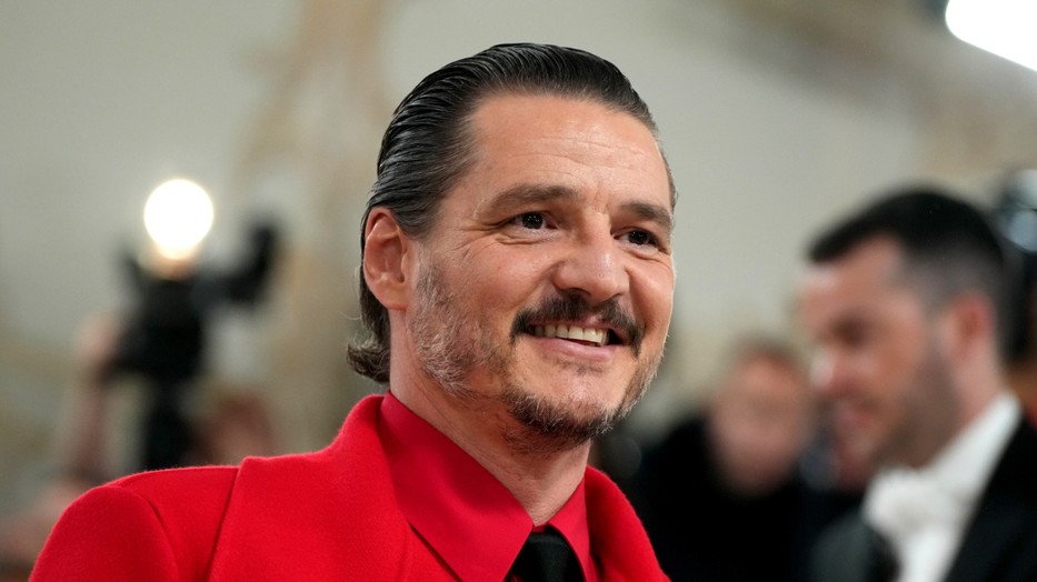 Pedro Pascal bevallotta, hogy részegen állt színpadra