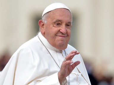 Gyászol a világ, 88 éves korában elhunyt Ferenc pápa