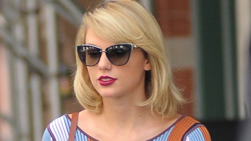 Emberek! Taylor Swift lekoppintotta Péterfy Bori legjobb frizuráját!