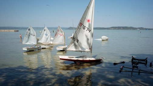 A Balaton nem haldoklik, hanem alkalmazkodik: szakemberek magyarázzák, hogyan reagált a tó a nyári hőségre