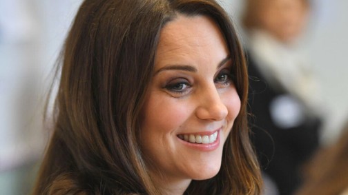 Ezt a ruhadarabot egyenesen kitiltották Katalin hercegné gardróbjából: soha többé nem veheti fel Vilmos herceg felesége