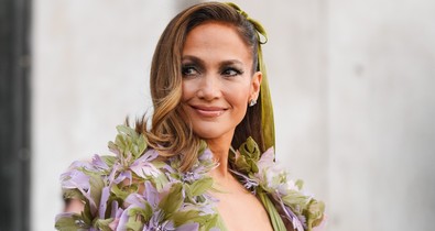 Jennifer Lopez új hajszínre váltott: hirtelen alig ismertünk rá az énekesnőre