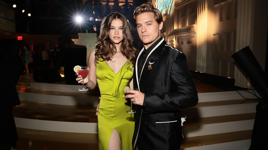 Palvin Barbara és Dylan Sprouse csak úgy ragyognak együtt