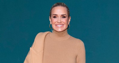 Ez az álomszép nő Gigi és Bella Hadid édesanyja: Yolanda Hadid 61 éves, de pont olyan, mintha lányai testvére lenne