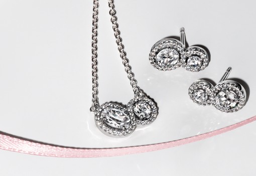 A Pandora anyák napi ékszerkollekciója a legmesésebb, amit valaha láttunk - Mutatjuk a tökéletes ajándékokat!