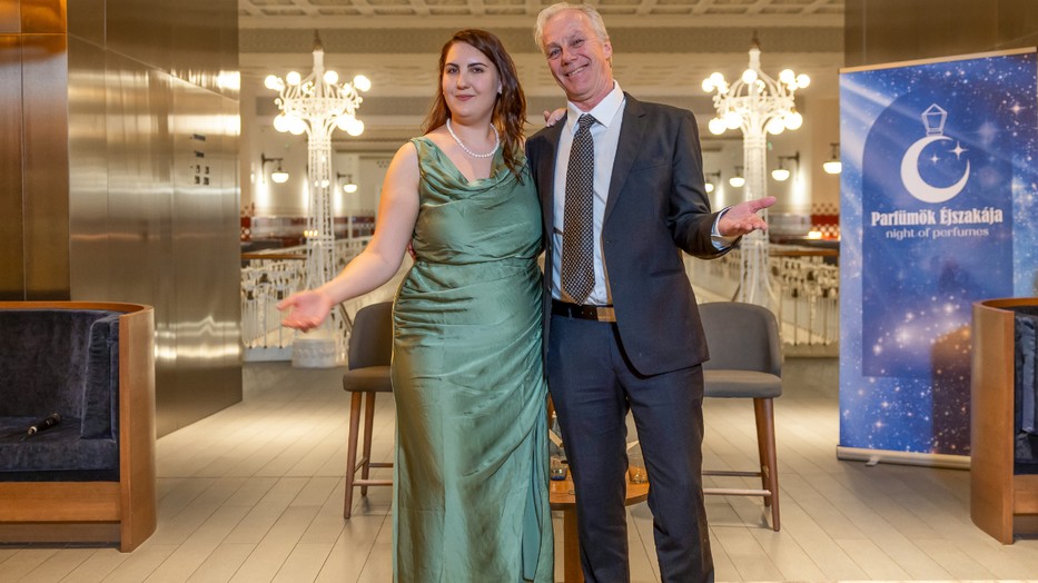 Lezajlott az első Parfümök Éjszakája, ahol izgalmasabbnál izgalmasabb beszélgetések által ismerték meg a résztvevők az illatok világát