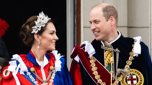 Kiderült, mit mondott Károly király, miután Vilmos herceg megcsókolta az arcát a koronázáson