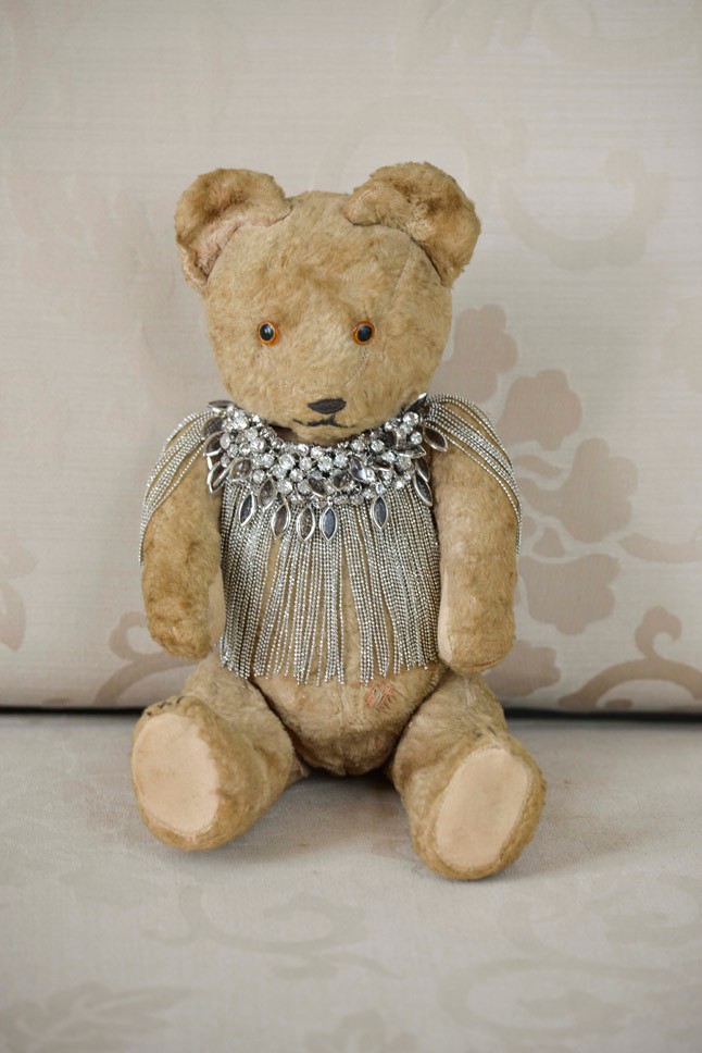 Cuki mackók mutatják be a szezon legmenőbb ékszereit