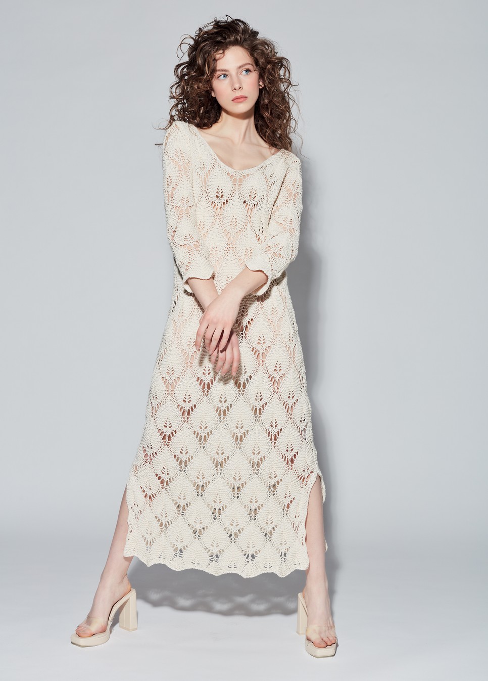 Horgolt ruha AERON | Papucs ZARA