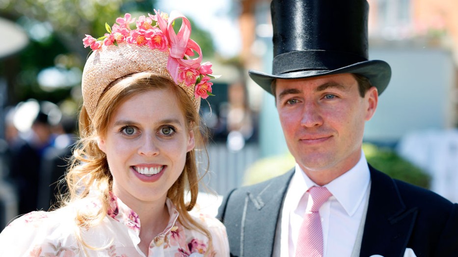 Innen is gratulálunk Beatrix hercegnőnek és férjének, Edoardo Mapelli Mozzinak!