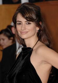 rex-penelopecruz-200x-d0000162D26ce30e154c5.jpg