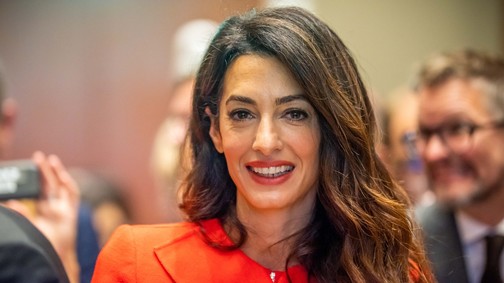 Amal Clooney nadrágos stílustrükkjét nem biztos, hogy másnak is javasoljuk