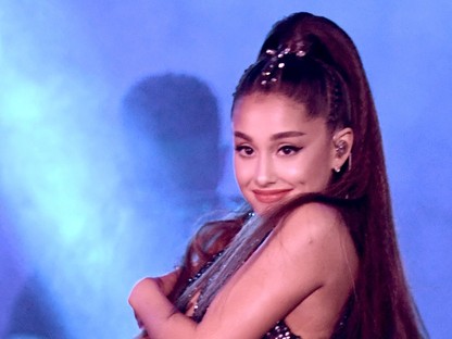 Ariana Grande eljegyzési gyűrűje annyiba került, hogy kiolvasni is nehéz az árát