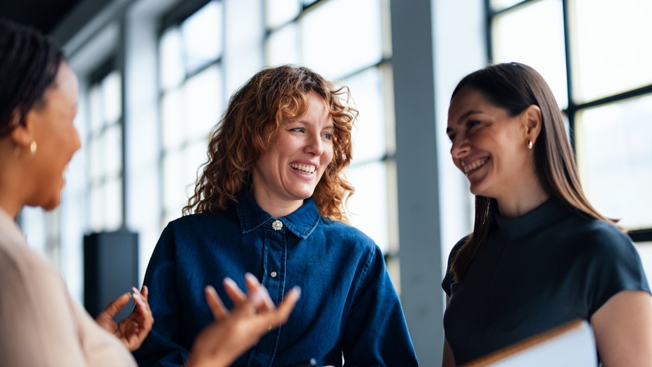 Nem feltétlenül a szakirányon, sokkal inkább a vállalati kultúrán múlhat, hogy a rátermettség és a szakmai teljesítmény döntsön