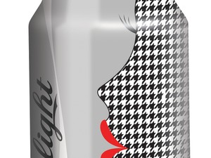 Új ruhában a Coca-Cola light!