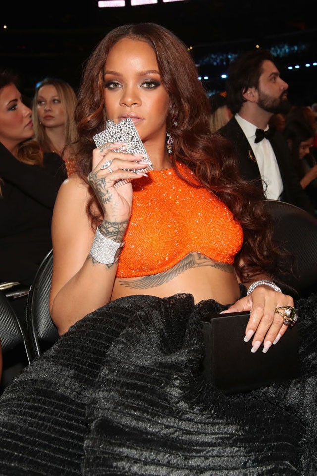 Rihanna Grammy alkohol