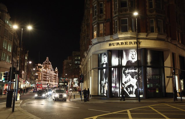 Burberry üzlet