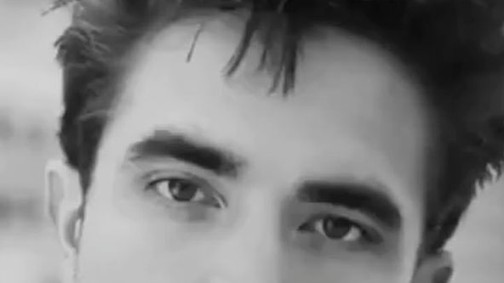 Robert Pattinson az év reklámjában