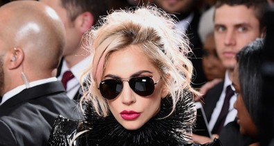 Lady Gaga nem szőke többé, ilyen az új hajszíne