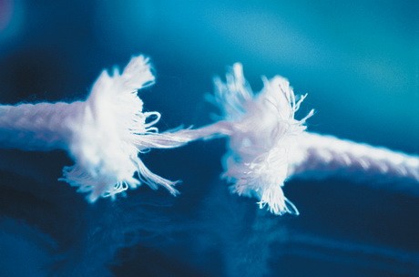 Ha minden kötél szakad...