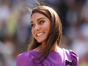 Katalin hercegné, ahogyan soha nem láttad: merész, combvillantó miniruhában készültek róla fotók