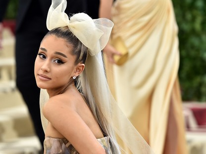 Ariana Grande ezzel a megható gesztussal emlékezett az egy évvel ezelőtti tragédiára
