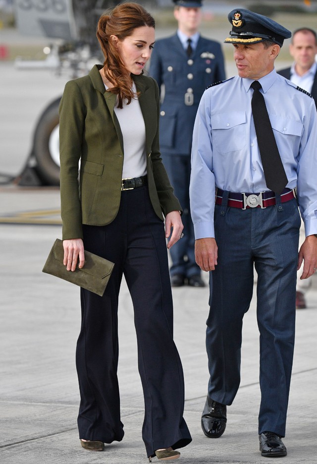 Kate Middleton nadrágban