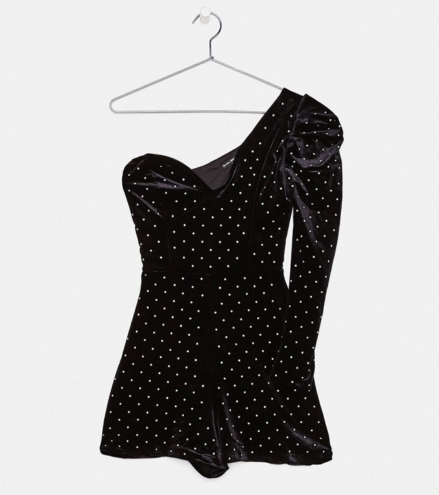 Félvállas bársony BERSHKA 12 995 Ft