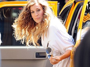 Sarah Jessica Parker ősz hajkoronájától vagányabbat ma már nem fogsz látni