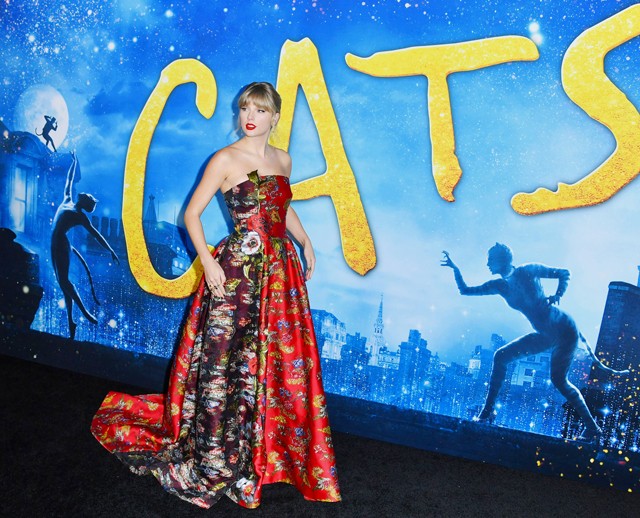 Taylor Swift olyan volt, mint egy gyönyörű Disney-hercegnő a Macskák premierjén