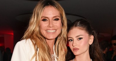 Heidi Klum 20 éves lánya gyakorlatilag egy szál melltartóban érkezett a Michael Kors divatbemutatójára