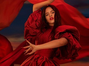 Itt a VIVA GLAM család legújabb tagja: mutatjuk, melyik énekesnő képviseli az új árnyalatot
