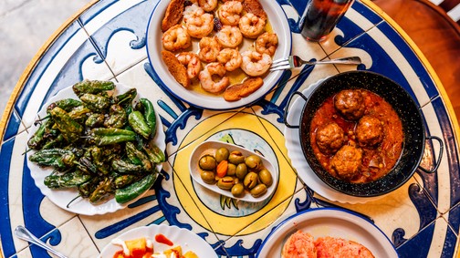 Miért élnek a spanyolok 8 évvel tovább, mint a magyarok? Emiatt az 5 dolog miatt biztosan