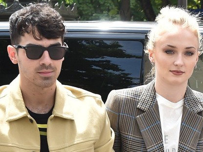 Olyan gyönyörű menyasszony volt Sophie Turner, mint egy mesebeli királykisasszony