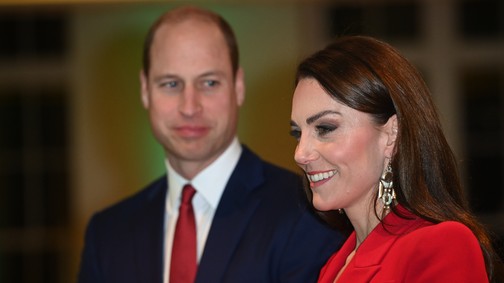 Katalin hercegné és Vilmos herceg életük legvagányabb címlapján szerepelnek