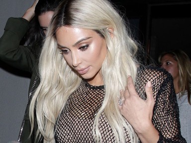 Kim Kardashian mi a szent szart visel már megint?